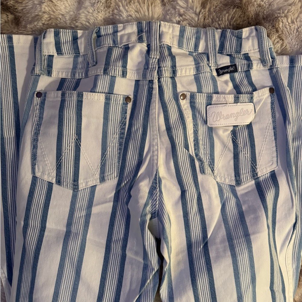 Wrangler Women's Blue and White Striped Boot Cut Jeans - Picture 2 of 3